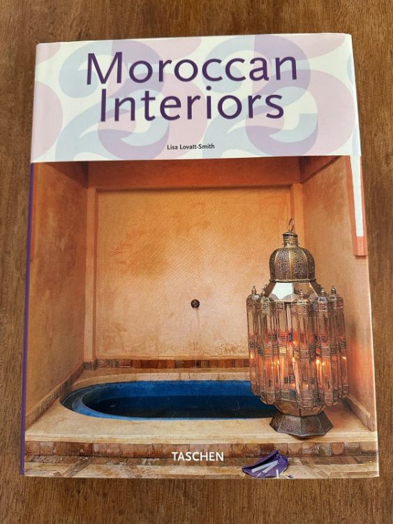 Moroccan Interiors by Lisa Lovatt-Smith - front